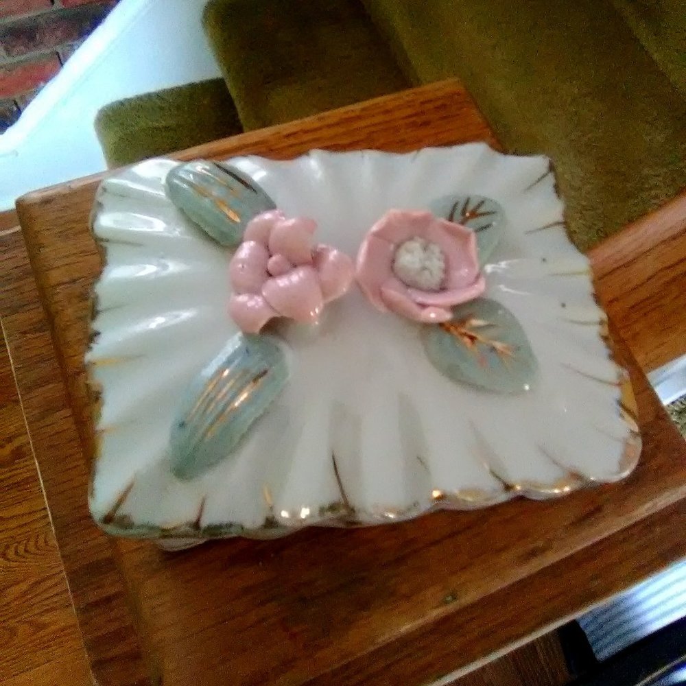 Flowered Trinket Box - Picture 2 of 6